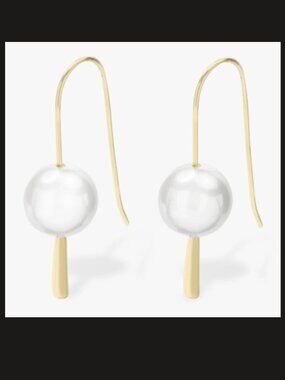 NWT Melinda Maria Perfect Pearl Hook Earrings Gold